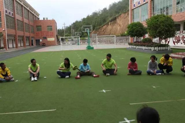 延綿大愛五百公里<div   id=