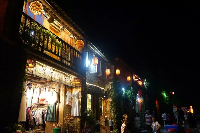 博皓游記 | 夏風(fēng)微醺的綺夢(mèng)，領(lǐng)略賀州黃姚古鎮(zhèn)<div   id=