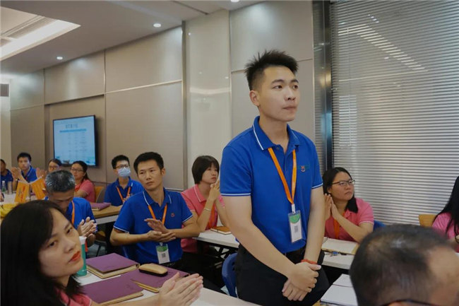 賦能團(tuán)隊(duì)激活力<div   id=