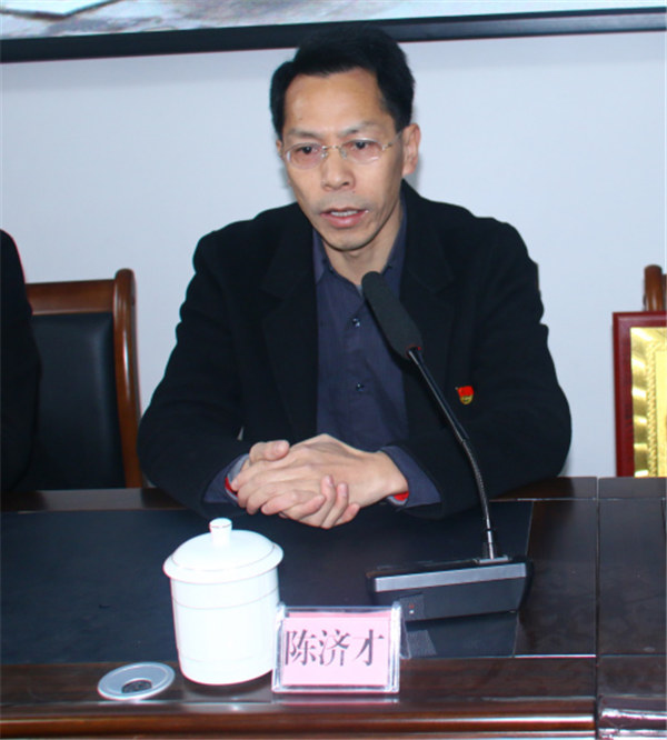 上猶縣縣委常委<div   id=