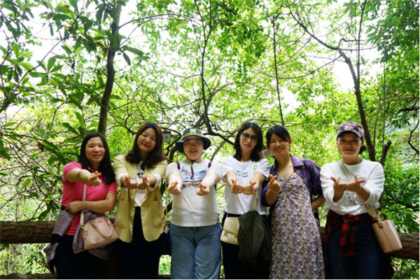 多彩貴州<div   id=
