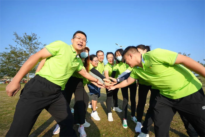 廣東博皓“技?jí)喝盒壅l(shuí)知曉<div   id=