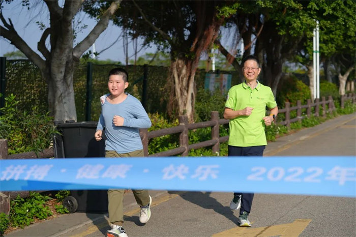 廣東博皓“技?jí)喝盒壅l(shuí)知曉<div   id=